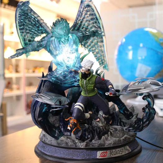 BẠN CÓ TỪNG “XÂM NHẬP VÀO THẾ GIỚI RIÊNG” CỦA THIÊN TÀI LÀNG LÁ Hatake Kakashi NÀY CHƯA?